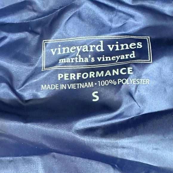 ⭐️Vineyard Vines Mountain Weekend Vest [1501]